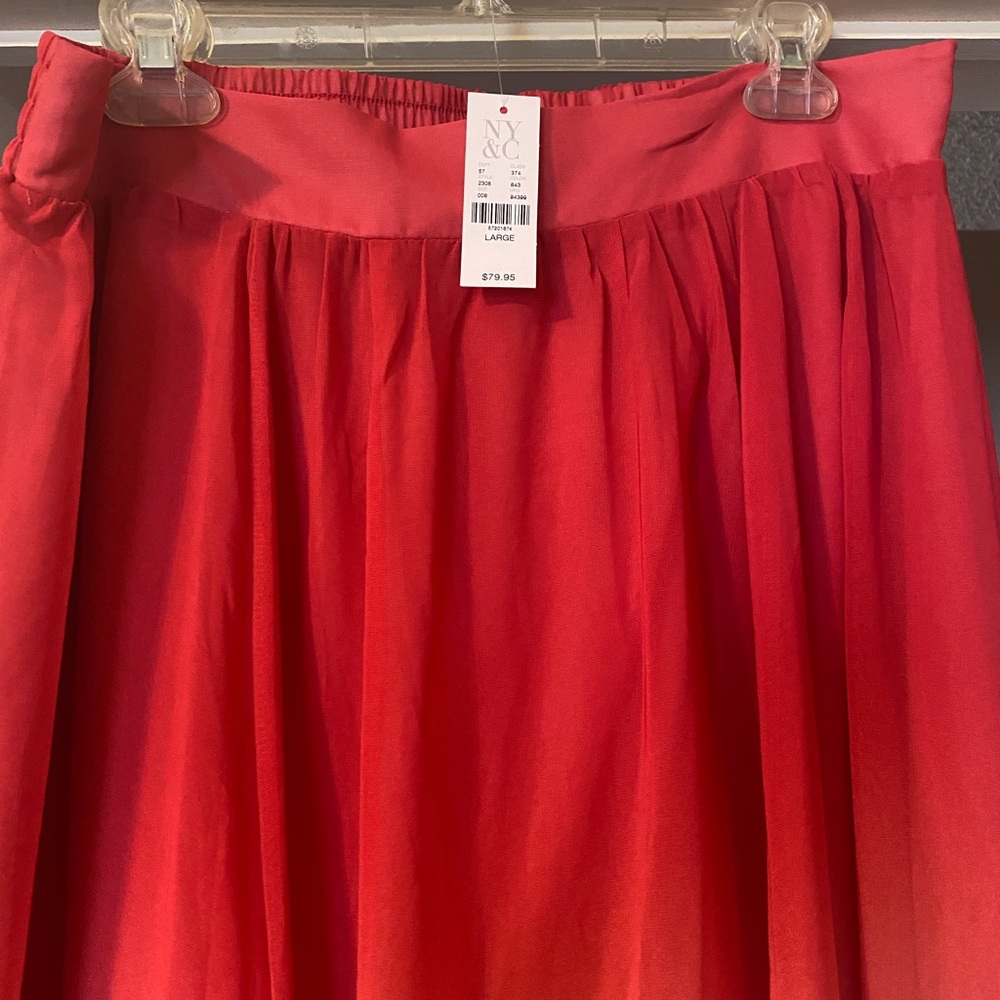 Red Split hem maxi skirt